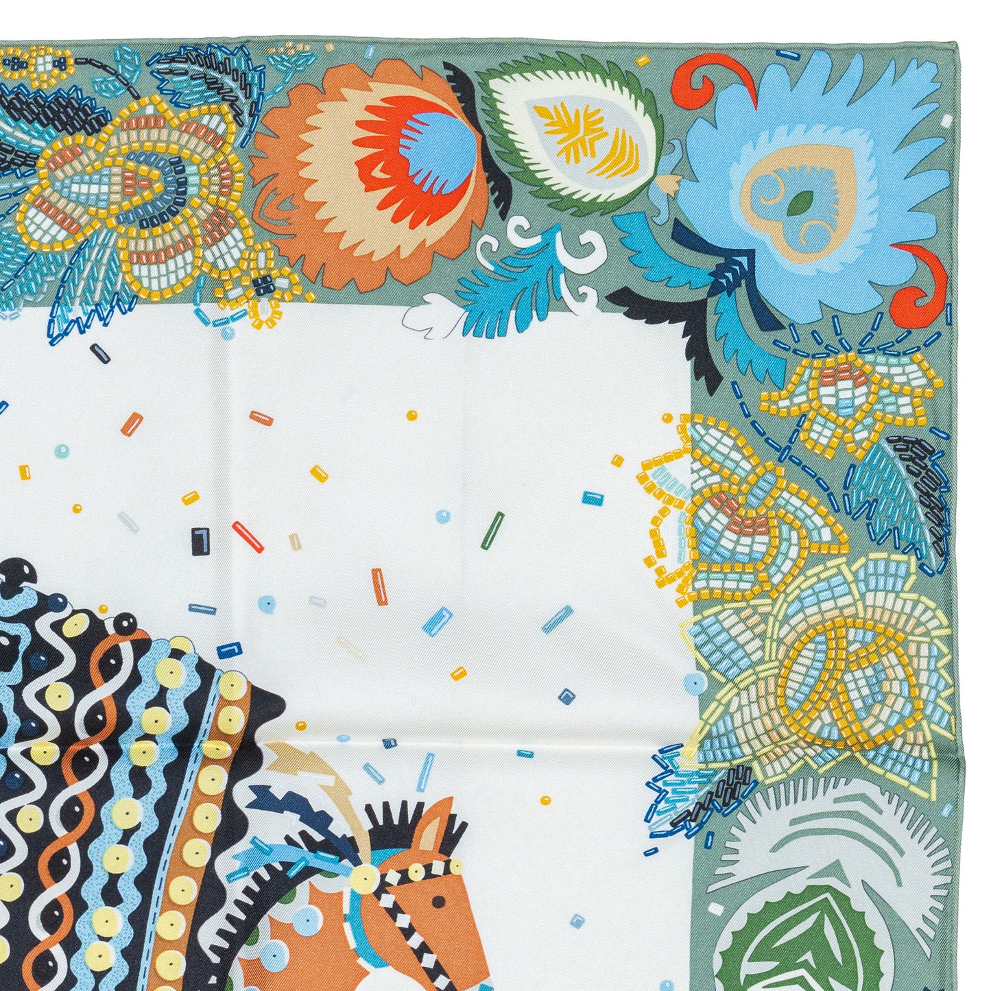 Hermes Scarf 90 Costume de Fête – Vert de Gris Blanc – NWSTS – 2505081631