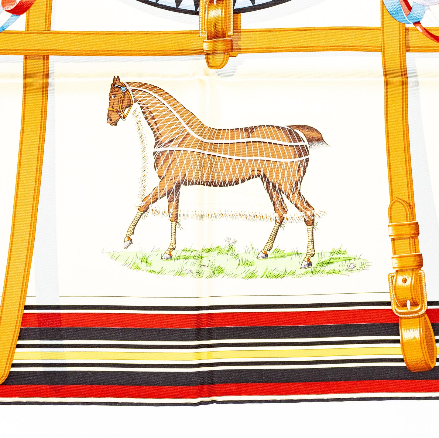 Hermes Scarf 90 Couvertures et Tenues de Jour - Creme Rouge Bleu - NWST - 2601291059