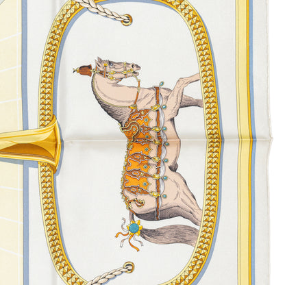 Hermes Silk Scarf Grand Apparat – Crème – Or – NWST - 2508161705