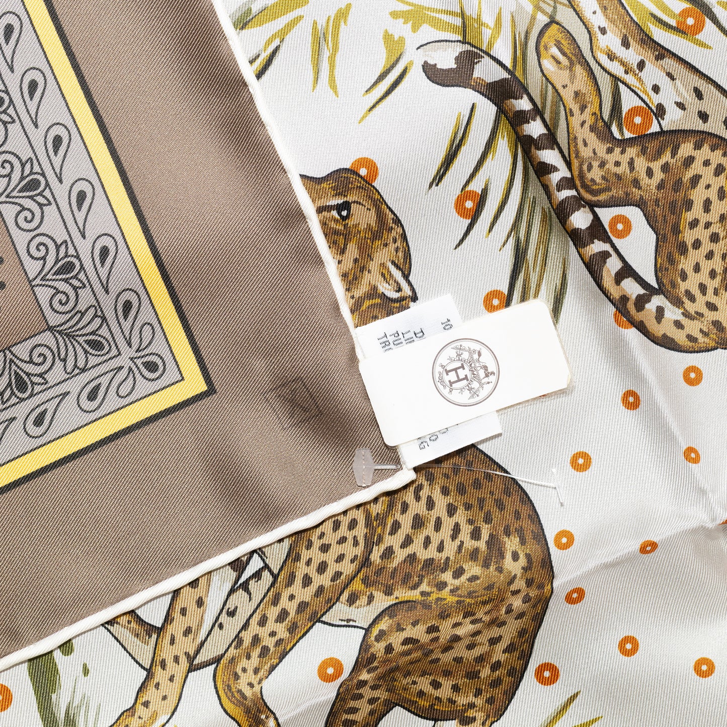 Hermes Silk Scarf Guepards Bandana - Double Face - Gris Perle Orange - NWSTS - 2604131904