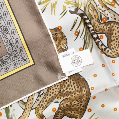 Hermes Silk Scarf Guepards Bandana - Double Face - Gris Perle Orange - NWSTS - 2604131904