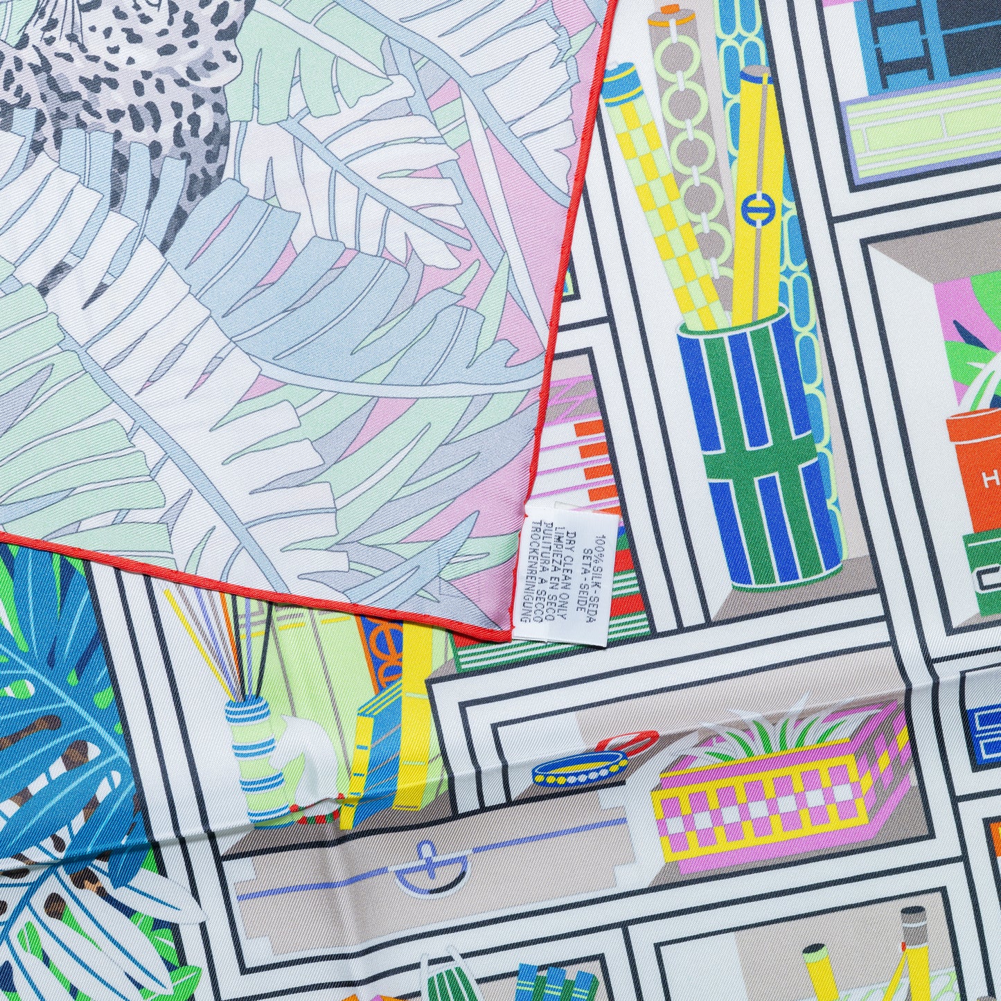 Hermes Scarf 90 Les Douze Léopards – Double Sided – Rose Bonbon Vert Vif Jaune – NWCTS – 2504281956