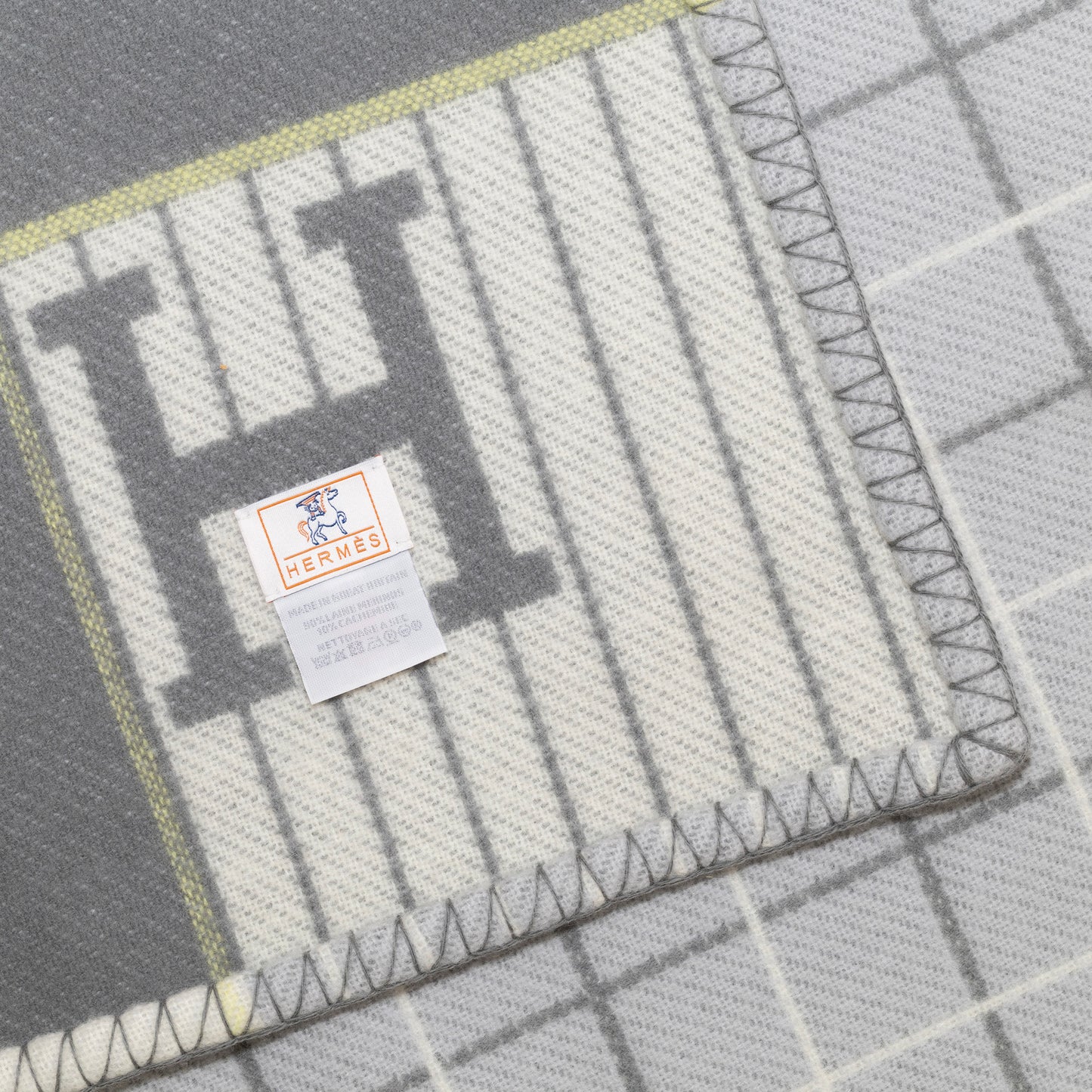 Hermes Plaid Avalon Cabriole Baby Blanket – 135x95cm - Gris Perle – New - 2606131752