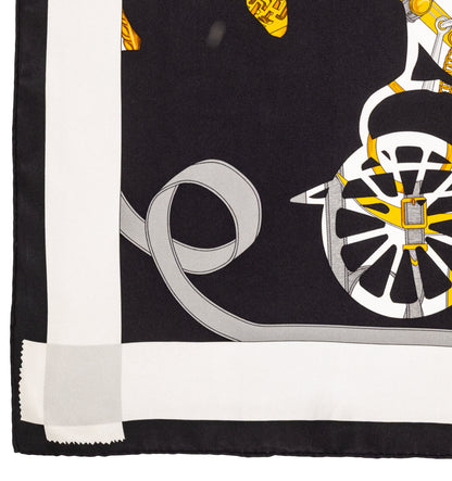Hermes Scarf 90 Tout En Carré - Noir Ivoire Excellent Condition Care tag
