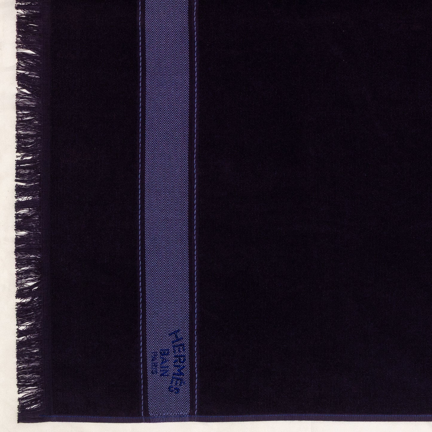 Hermes Towel Bath - Fringes - Black - 100% Cotton - 95x144cm - NWCTS - 2508211516